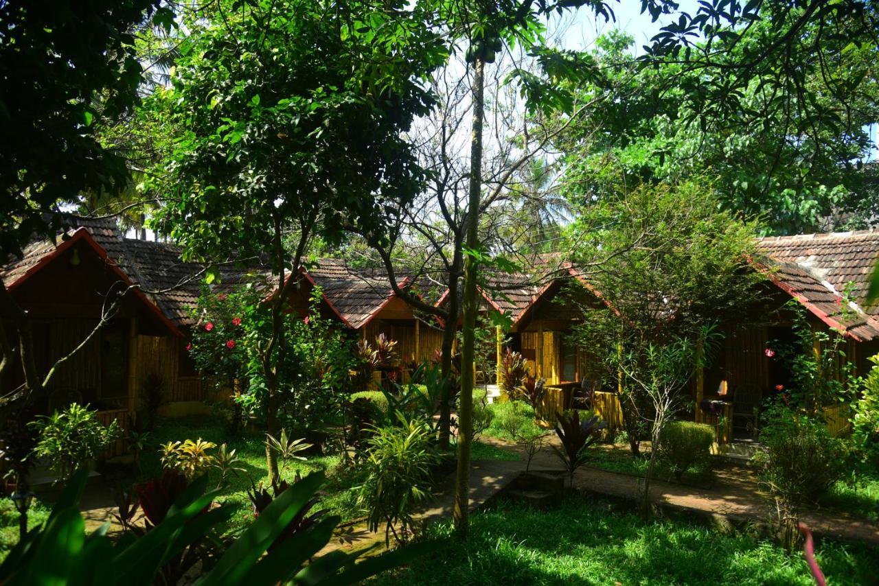 Savithri Inn Cottage Varkala Eksteriør bilde