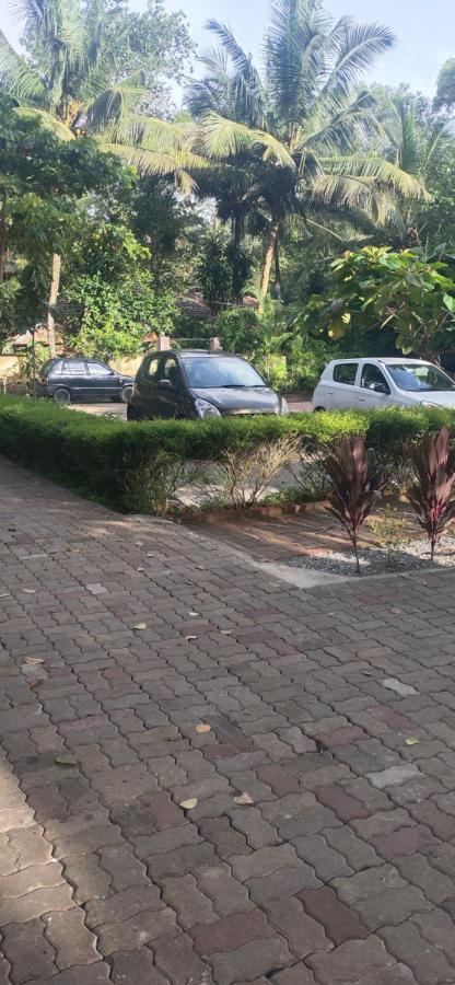 Savithri Inn Cottage Varkala Eksteriør bilde