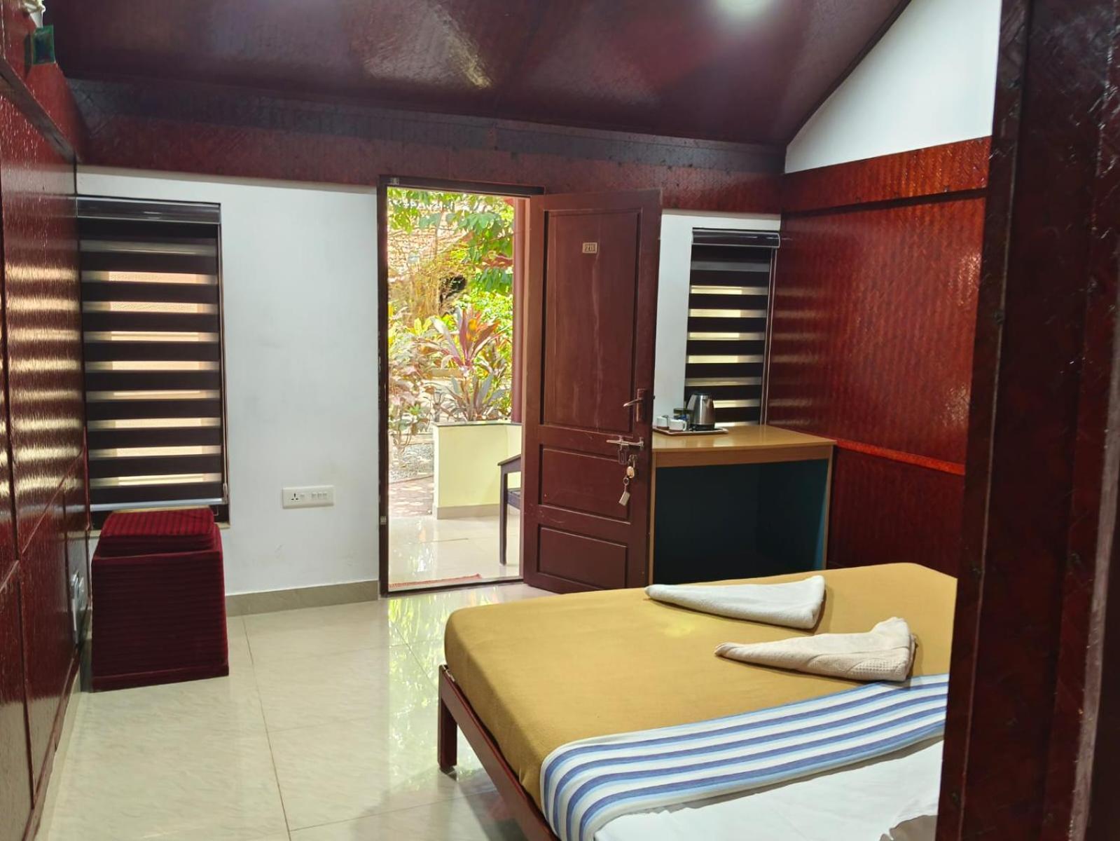 Savithri Inn Cottage Varkala Eksteriør bilde