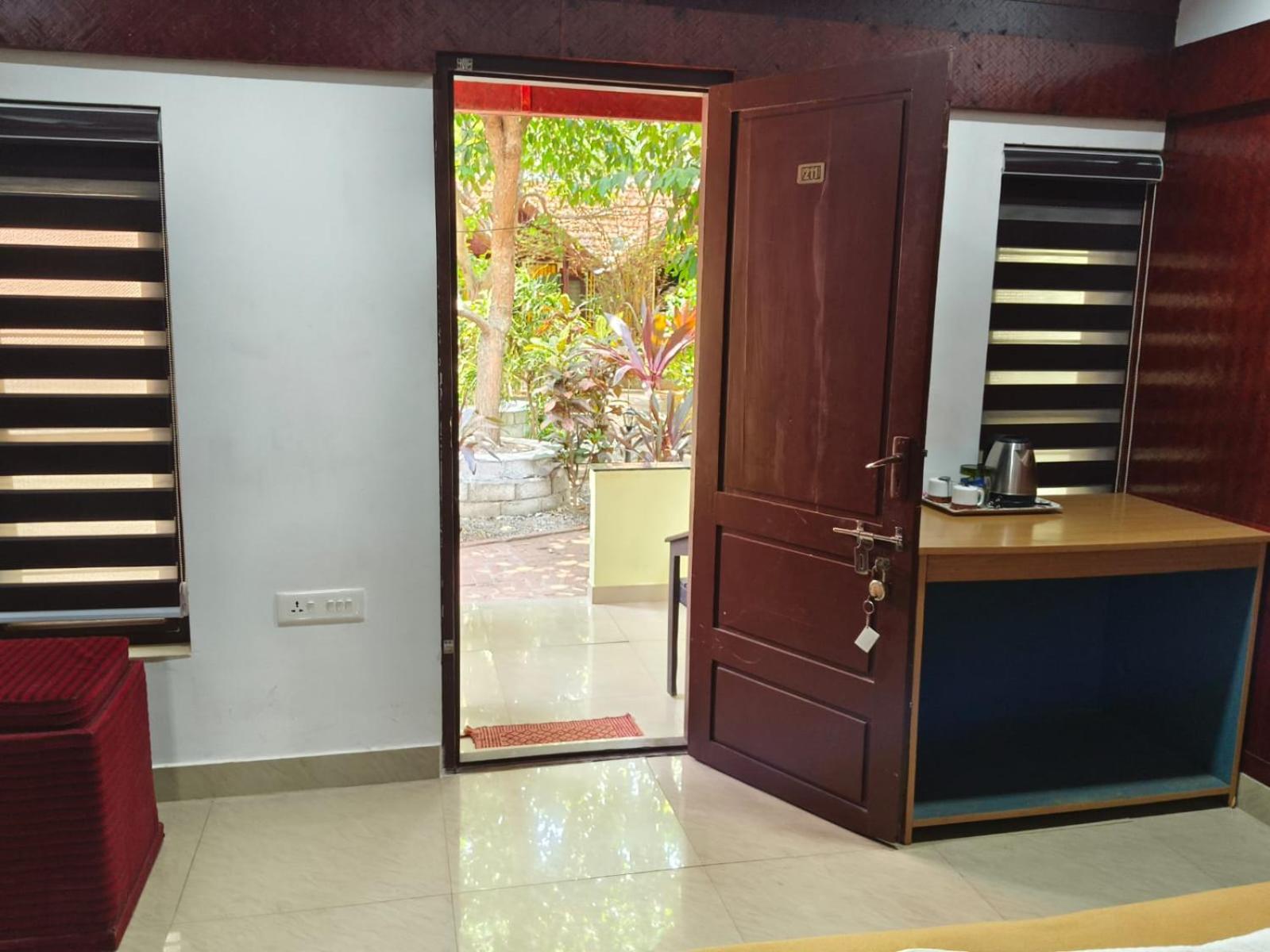 Savithri Inn Cottage Varkala Eksteriør bilde