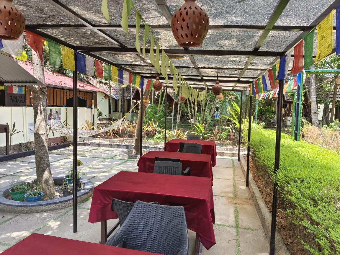 Savithri Inn Cottage Varkala Eksteriør bilde